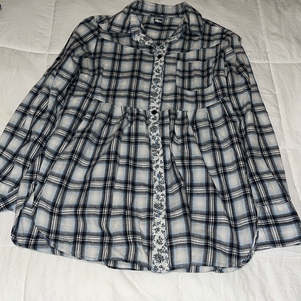 Free People blue plaid shirt size 4